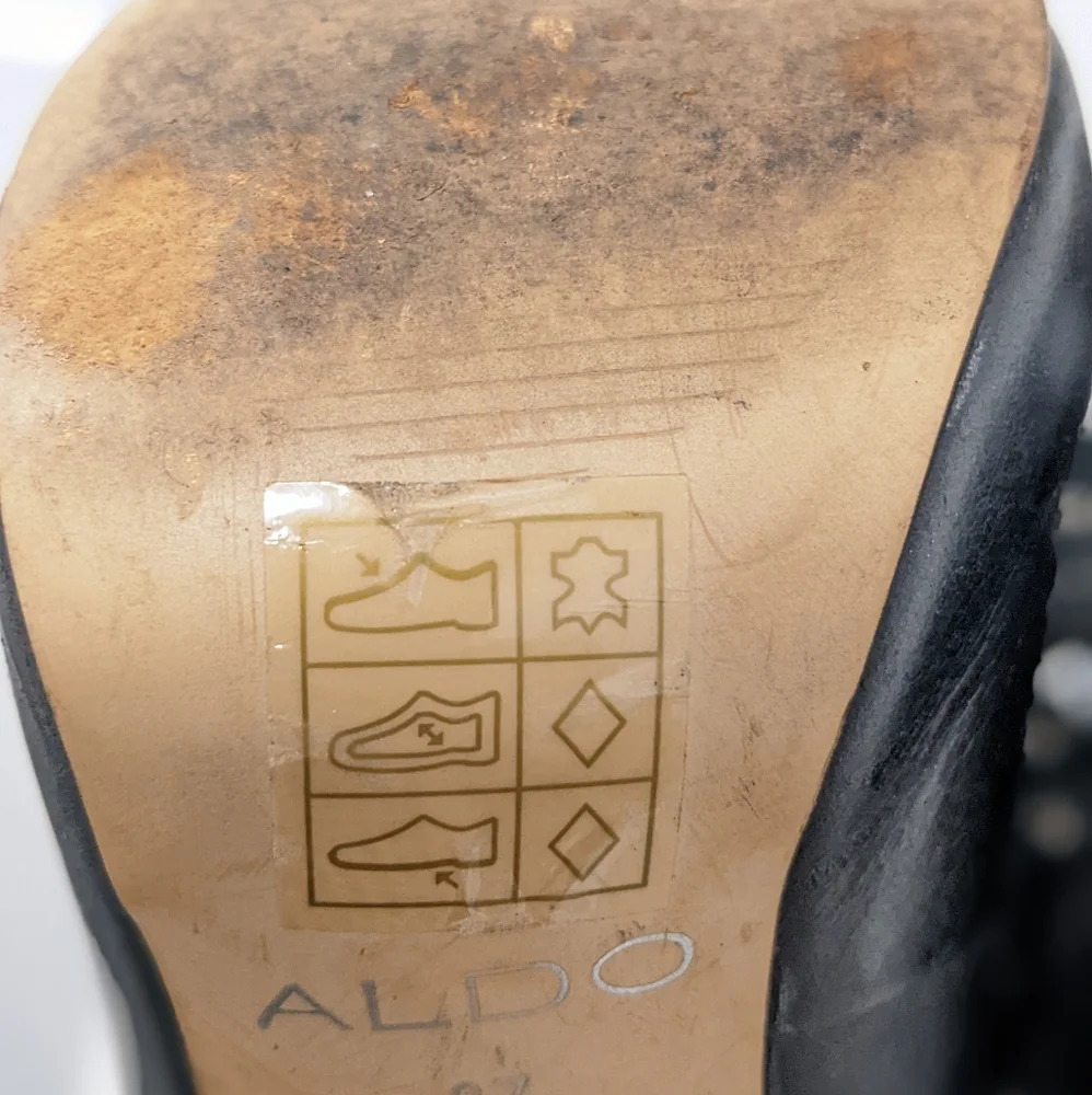 Leather heels by Aldo